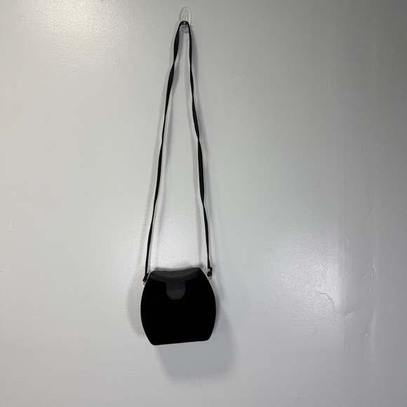 Cache Vintage Y2K Black Velvet and Satin Crossbody Evening Bag - Picture 8 of 12